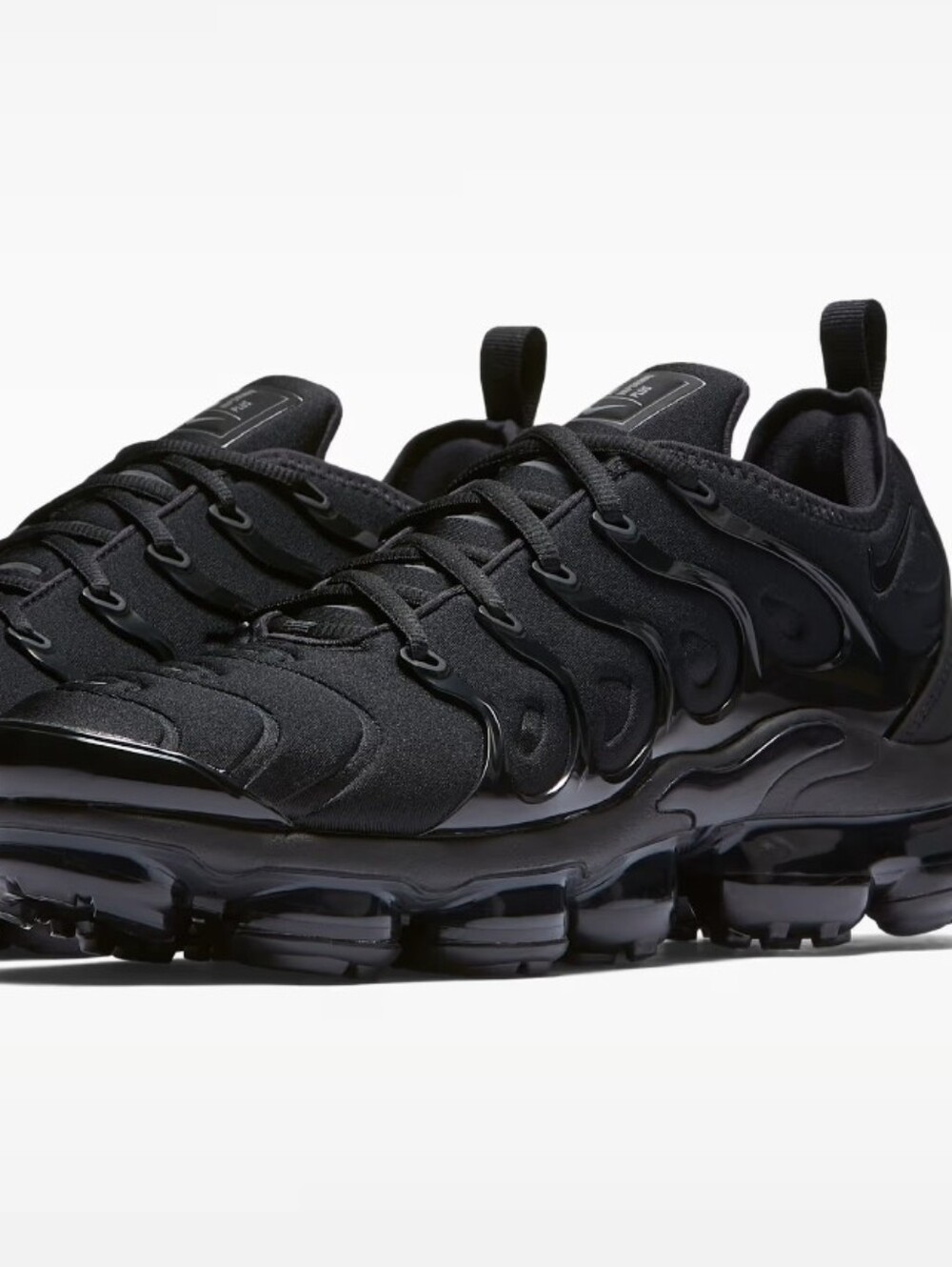 Nike Black VaporMax Plus Sport Sneakers Size 6